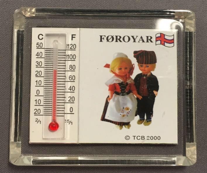 K-3302 MAGNET - F&AElig;R&Oslash; DUKKER - THERMOMETER